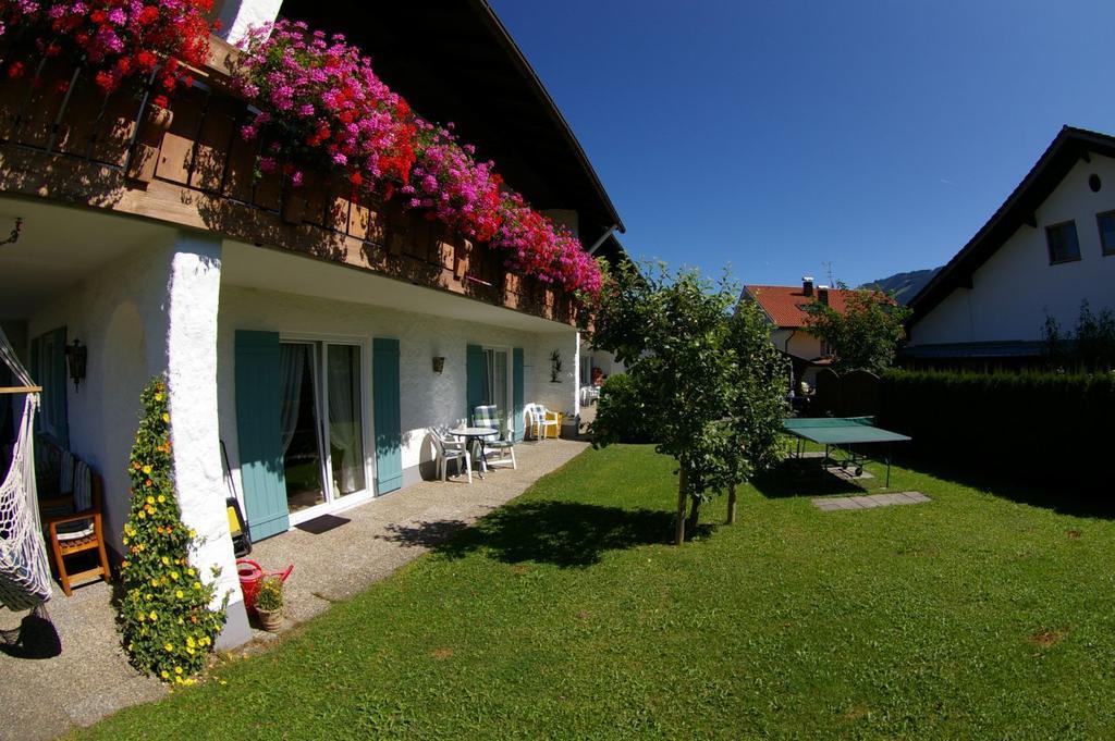 Gaestehaus Wiesenhof Fischen im Allgaeu Camera foto